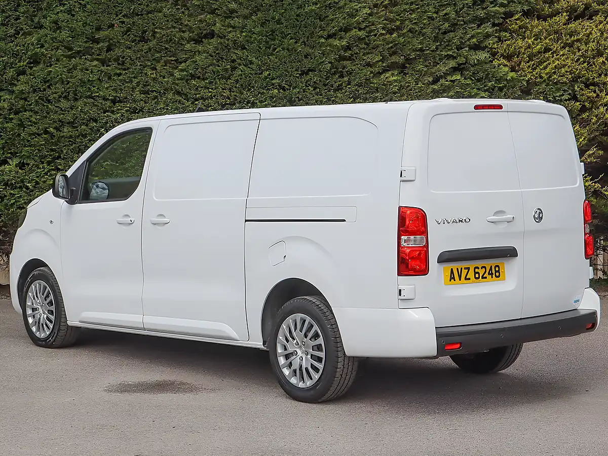 Used 2023 Vauxhall Vivaro 3100 Pro White - Interior and Exterior details 13