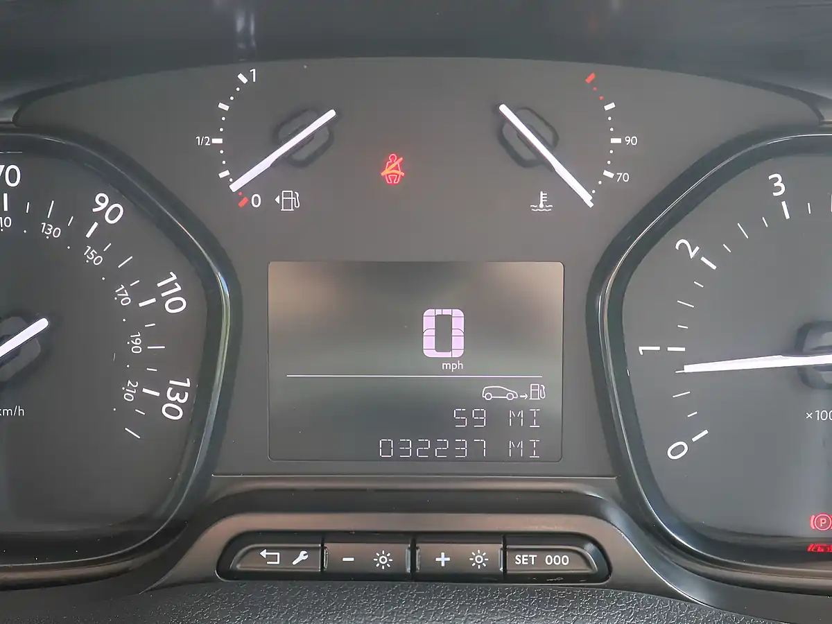 Used 2023 Vauxhall Vivaro 3100 Pro White - Interior and Exterior details 16