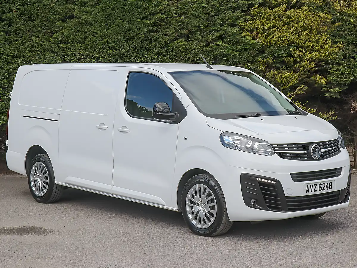 Used 2023 Vauxhall Vivaro 3100 Pro White - Interior and Exterior details 4