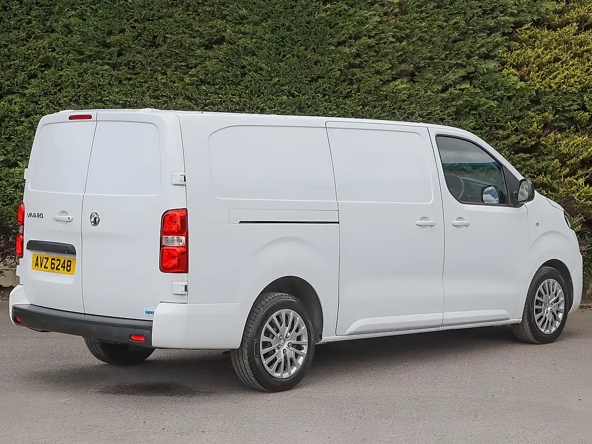 Used 2023 Vauxhall Vivaro 3100 Pro White - Interior and Exterior details 8