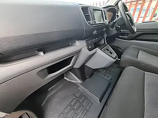 Used 2023 Vauxhall Vivaro Dynamic White - Interior and Exterior details 16