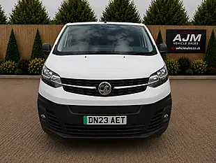 Used 2023 Vauxhall Vivaro Dynamic White - Interior and Exterior details 3