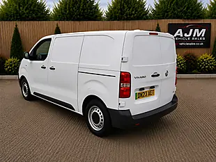 Used 2023 Vauxhall Vivaro Dynamic White - Interior and Exterior details 6
