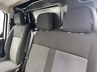 Used 2023 Vauxhall Vivaro Dynamic White - Interior and Exterior details 12
