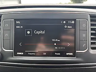 Used 2023 Vauxhall Vivaro Dynamic White - Interior and Exterior details 16