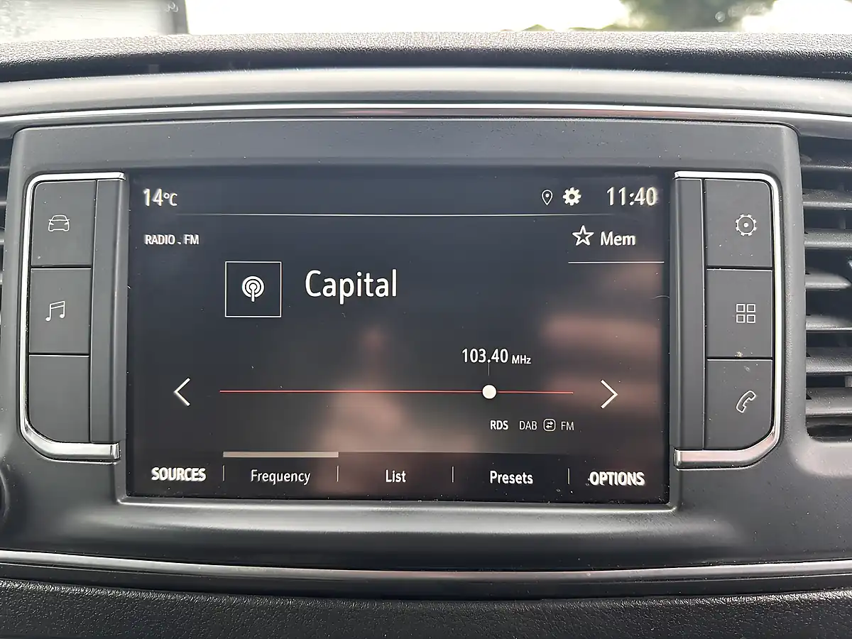 Used 2023 Vauxhall Vivaro Dynamic White - Interior and Exterior details 16