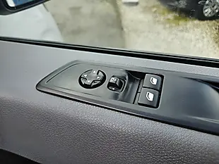Used 2023 Vauxhall Vivaro Dynamic White - Interior and Exterior details 18