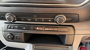 Used 2023 Vauxhall Vivaro Dynamic White - Interior and Exterior details 14