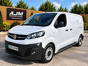 Used 2023 Vauxhall Vivaro Dynamic White - Interior and Exterior details 4