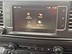 Used 2023 Vauxhall Vivaro Dynamic White - Interior and Exterior details 11