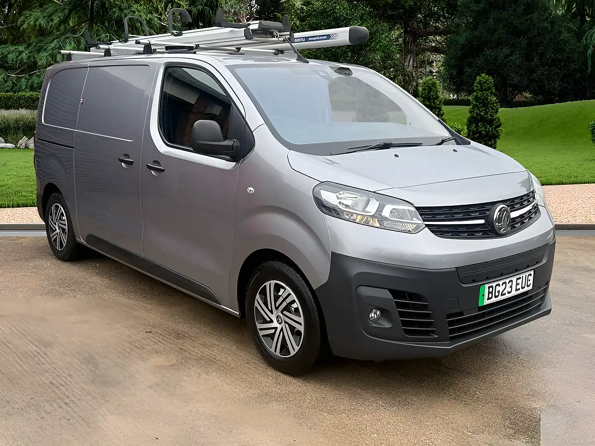 Used 2023 Vauxhall Vivaro Electric Dynamic Grey - Interior and Exterior details 10