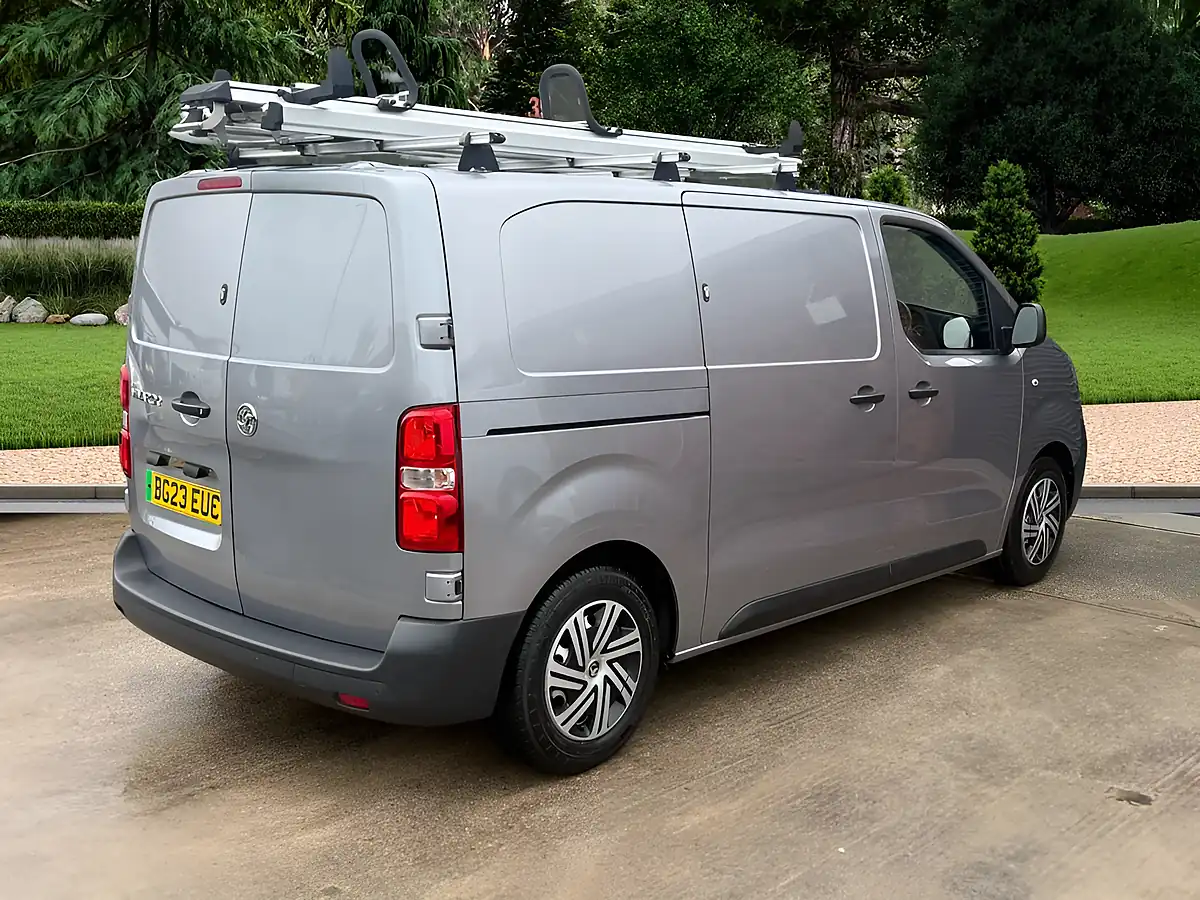 Used 2023 Vauxhall Vivaro Electric Dynamic Grey - Interior and Exterior details 12