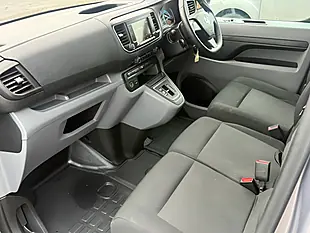 Used 2023 Vauxhall Vivaro Electric Dynamic Grey - Interior and Exterior details 7
