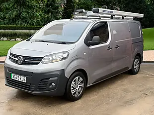 Used 2023 Vauxhall Vivaro Electric Dynamic Grey - Interior and Exterior details 8