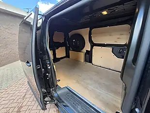 Used 2023 Vauxhall Vivaro Electric Prime Pearl Black - Interior and Exterior details 16