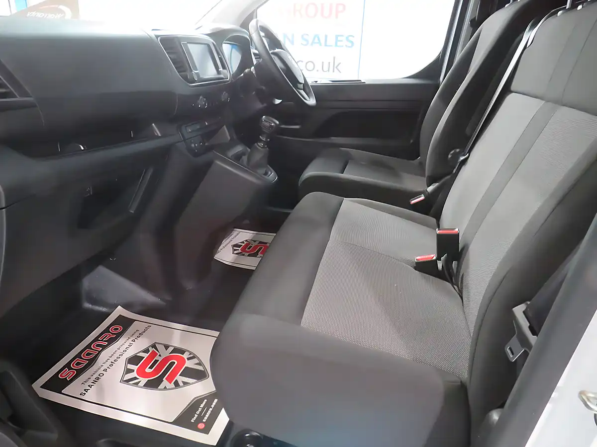 Used 2023 Vauxhall Vivaro F2900 Prime L1H1 White - Interior and Exterior details 8