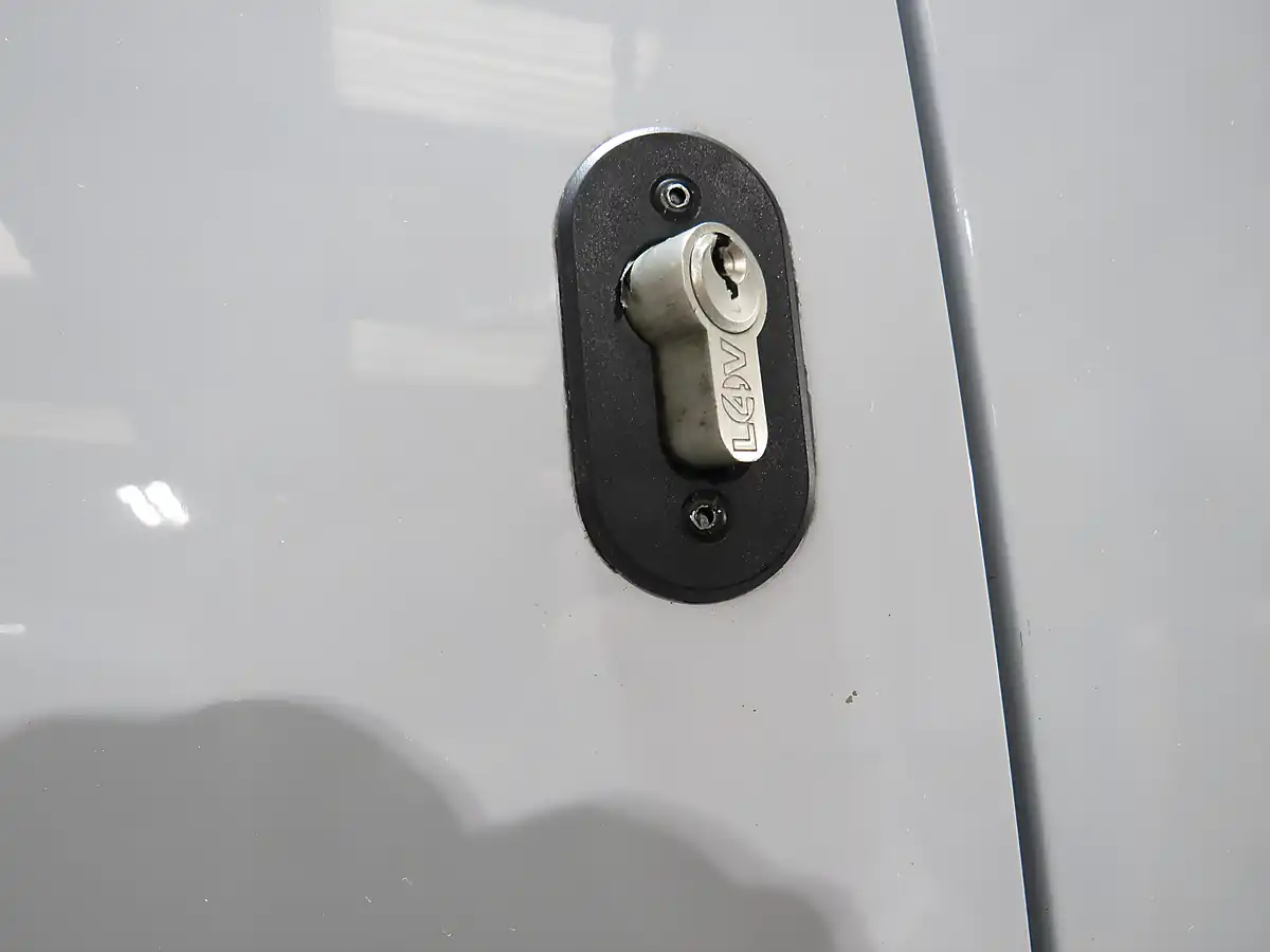 Used 2023 Vauxhall Vivaro F2900 Prime L1H1 White - Interior and Exterior details 9
