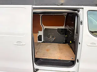 Used 2023 Vauxhall Vivaro F2900 Professional S/S White - Interior and Exterior details 10
