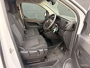 Used 2023 Vauxhall Vivaro F2900 Professional S/S White - Interior and Exterior details 16