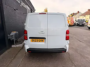 Used 2023 Vauxhall Vivaro F2900 Professional S/S White - Interior and Exterior details 6