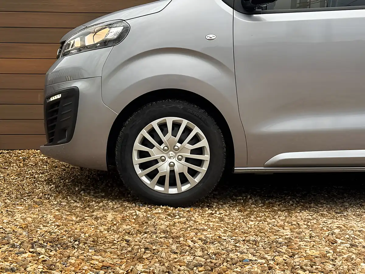 Used 2023 Vauxhall Vivaro F3100 Pro Grey - Interior and Exterior details 10