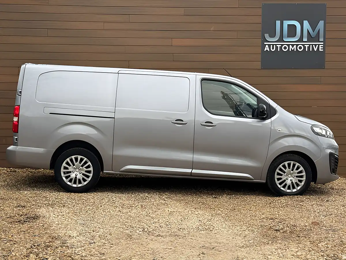 Used 2023 Vauxhall Vivaro F3100 Pro Grey - Interior and Exterior details 2