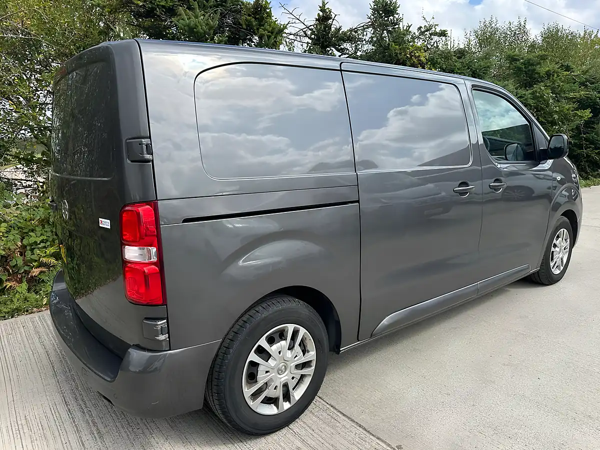 Used 2023 Vauxhall Vivaro - Interior and Exterior details 7