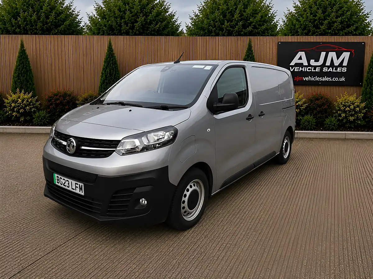 Used 2023 Vauxhall Vivaro L1H1 F3100 Prime Grey - Interior and Exterior details 4