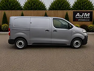 Used 2023 Vauxhall Vivaro L1H1 F3100 Prime Grey - Interior and Exterior details 9
