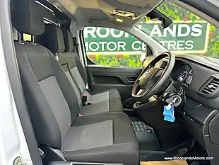 Used 2023 Vauxhall Vivaro L2H1 F2900 Pro S/S White - Interior and Exterior details 10