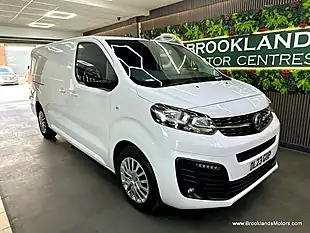 Used 2023 Vauxhall Vivaro L2H1 F2900 Pro S/S White - Interior and Exterior details 3