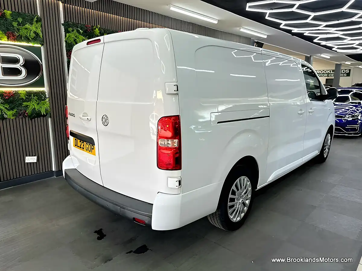 Used 2023 Vauxhall Vivaro L2H1 F2900 Pro S/S White - Interior and Exterior details 7