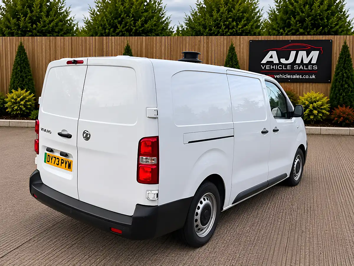 Used 2023 Vauxhall Vivaro L2H1 F3100 Prime White - Interior and Exterior details 8