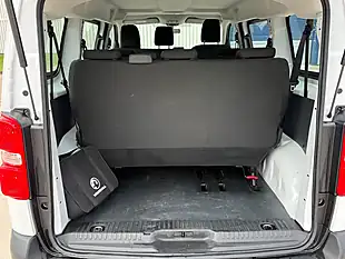 Used 2023 Vauxhall Vivaro Life Electric Combi White - Interior and Exterior details 14