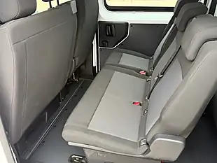 Used 2023 Vauxhall Vivaro Life Electric Combi White - Interior and Exterior details 16