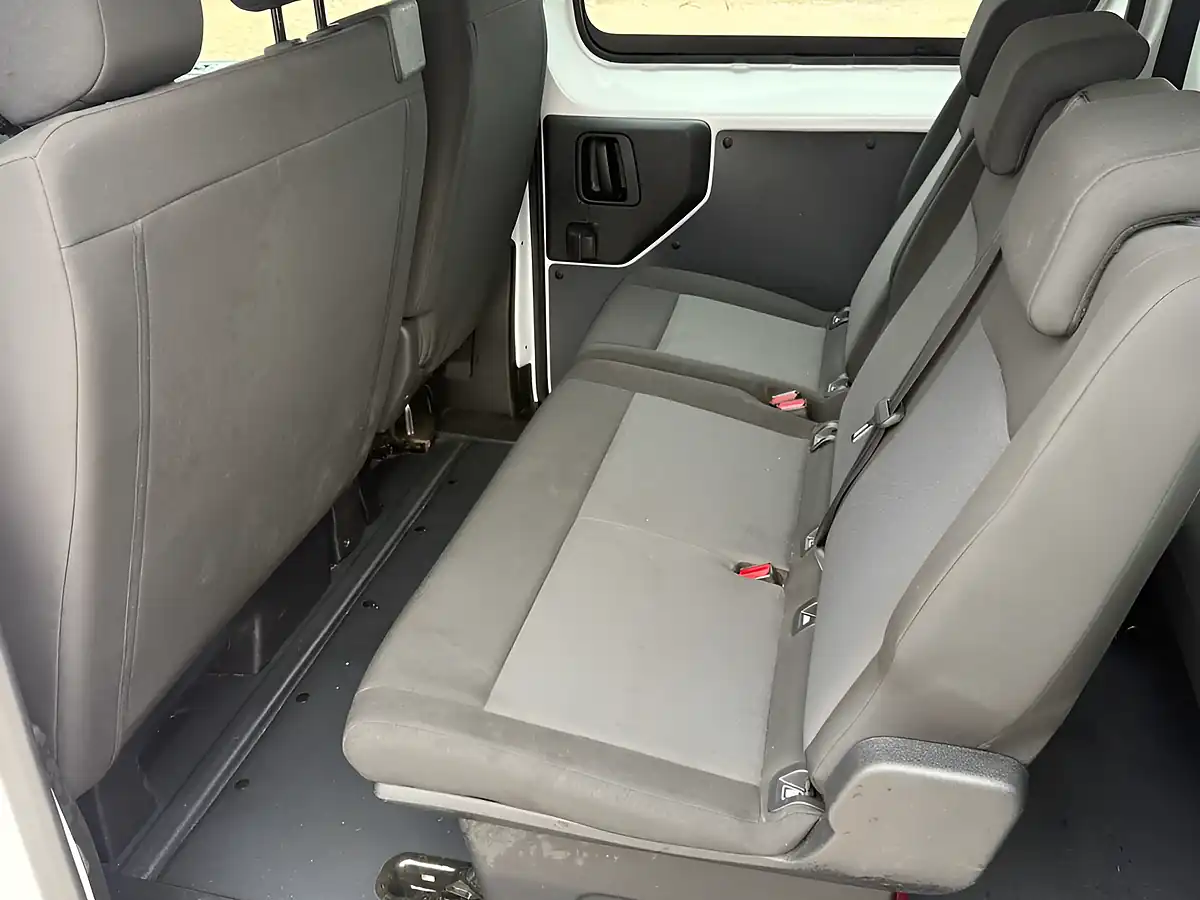 Used 2023 Vauxhall Vivaro Life Electric Combi White - Interior and Exterior details 16