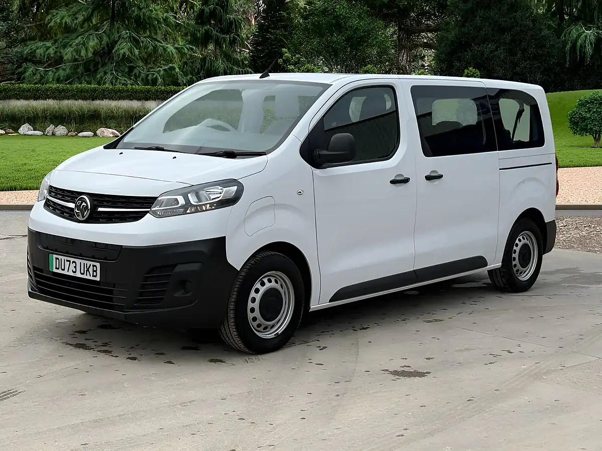 Used 2023 Vauxhall Vivaro Life Electric Combi White - Interior and Exterior details 17