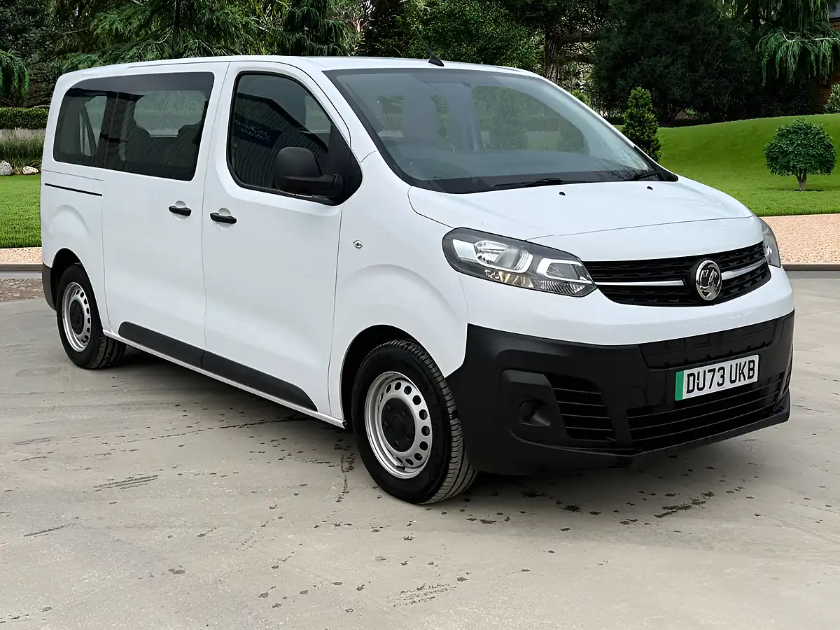 Used 2023 Vauxhall Vivaro Life Electric Combi White - Interior and Exterior details 19