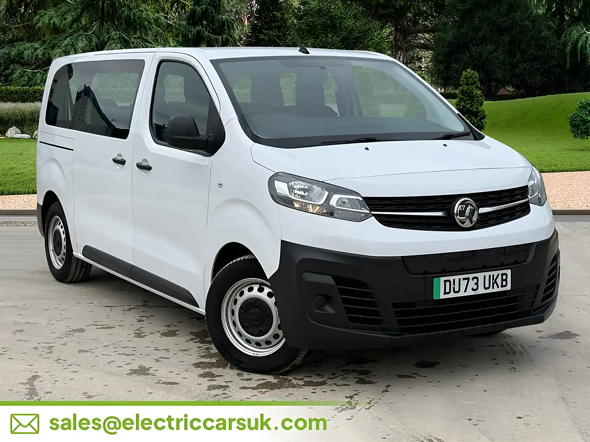 Used 2023 Vauxhall Vivaro Life Electric Combi White - Interior and Exterior details 5