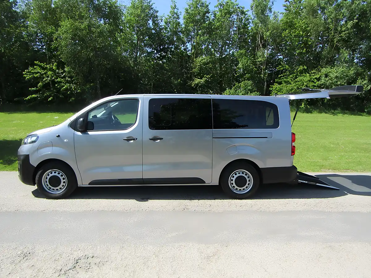 Used 2023 Vauxhall Vivaro Life Grey - Front View