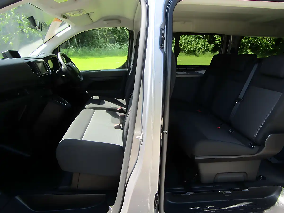Used 2023 Vauxhall Vivaro Life Grey - Interior and Exterior details 10