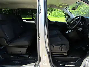 Used 2023 Vauxhall Vivaro Life Grey - Interior and Exterior details 9