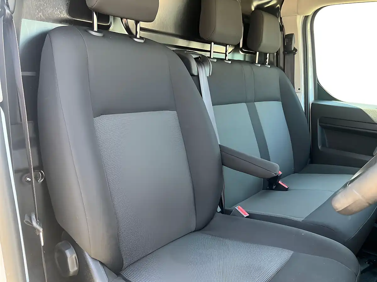 Used 2023 Vauxhall Vivaro Prime Kaolin White - Interior and Exterior details 12