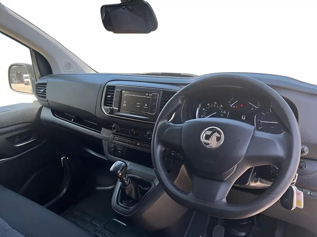 Used 2023 Vauxhall Vivaro Prime Kaolin White - Interior and Exterior details 13