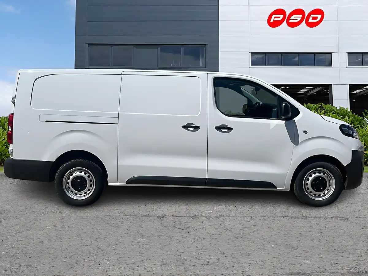 Used 2023 Vauxhall Vivaro Prime Kaolin White - Interior and Exterior details 9