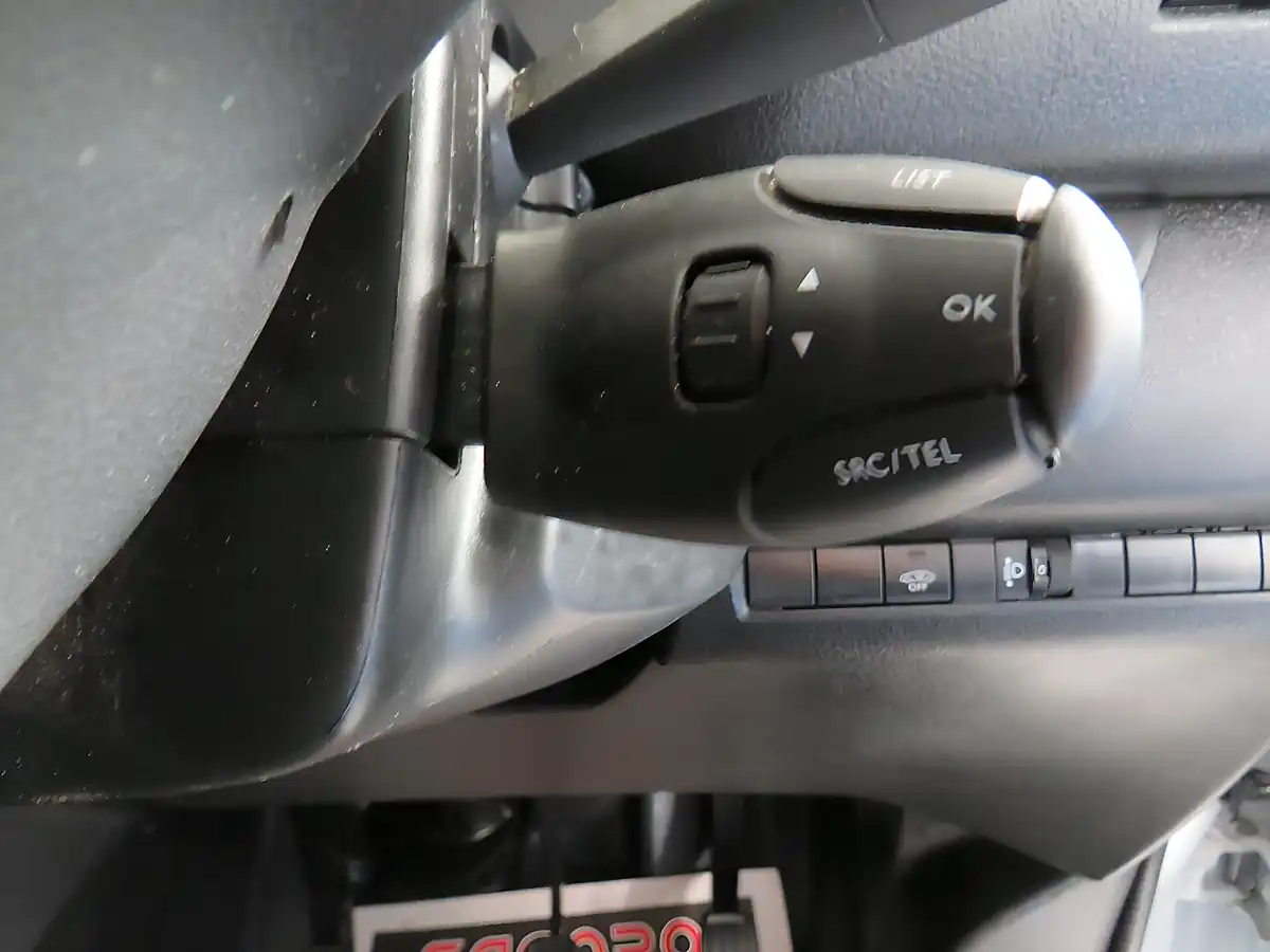 Used 2023 Vauxhall Vivaro Prime L1H1 White - Interior and Exterior details 10