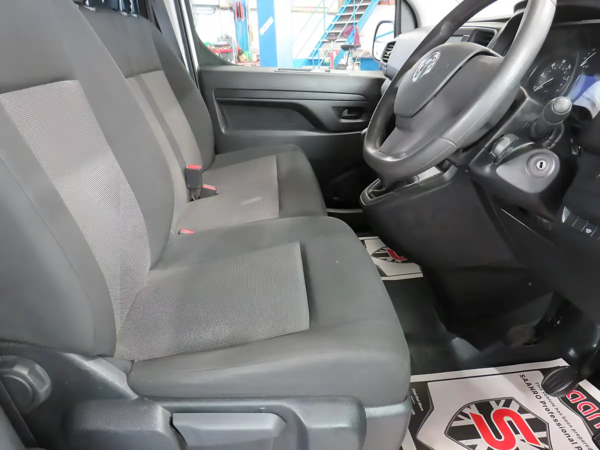 Used 2023 Vauxhall Vivaro Prime L1H1 White - Interior and Exterior details 7