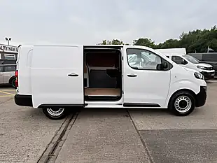 Used 2023 Vauxhall Vivaro Prime L2 H1 Lwb - Interior and Exterior details 3