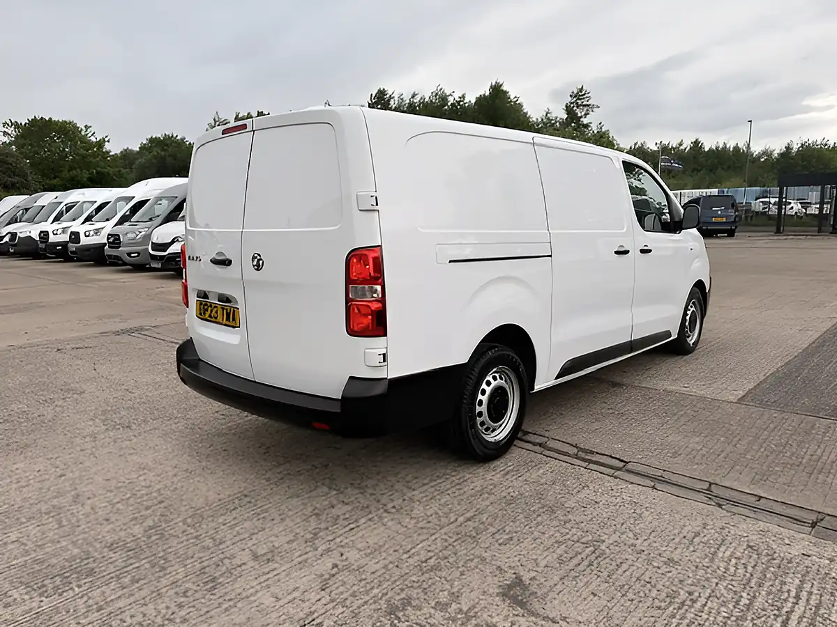 Used 2023 Vauxhall Vivaro Prime L2 H1 Lwb - Interior and Exterior details 4