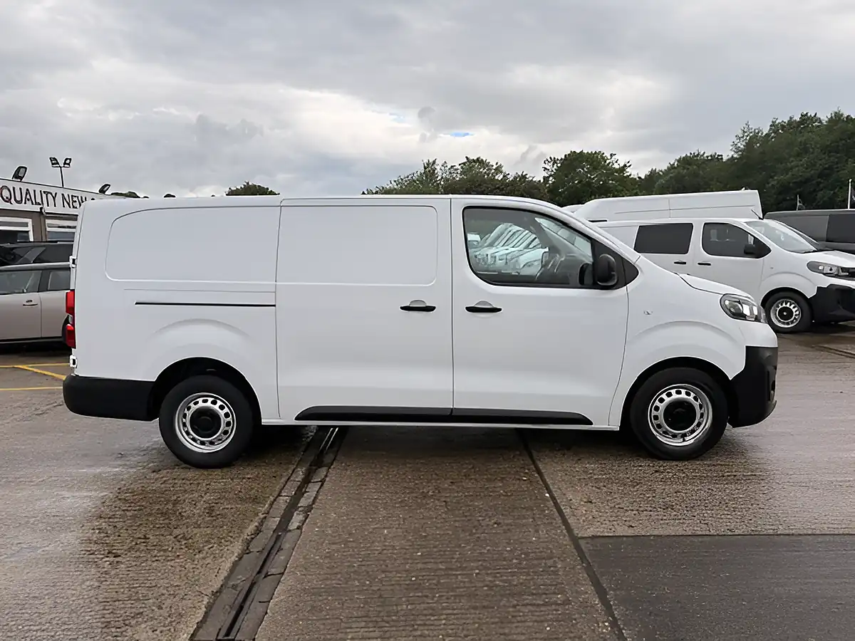 Used 2023 Vauxhall Vivaro Prime L2 H1 Lwb White - Interior and Exterior details 2